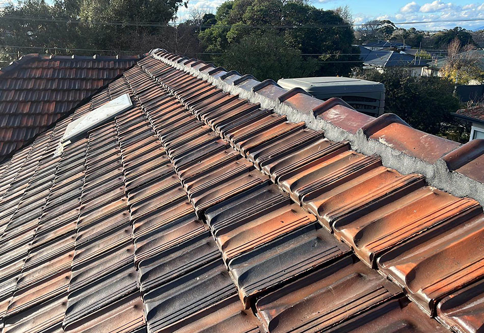 How Long Does a Tile Roof Last Featured Image