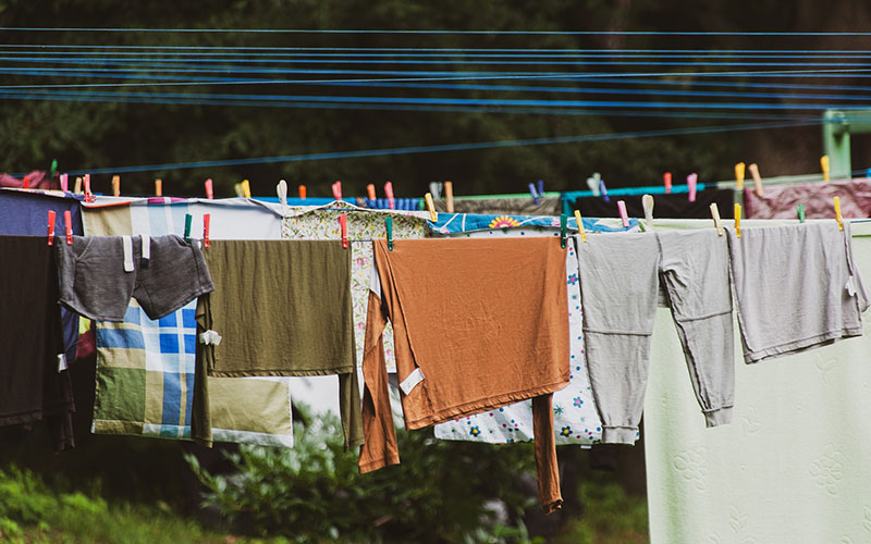 Remove washing from the clothesline for roof restoration
